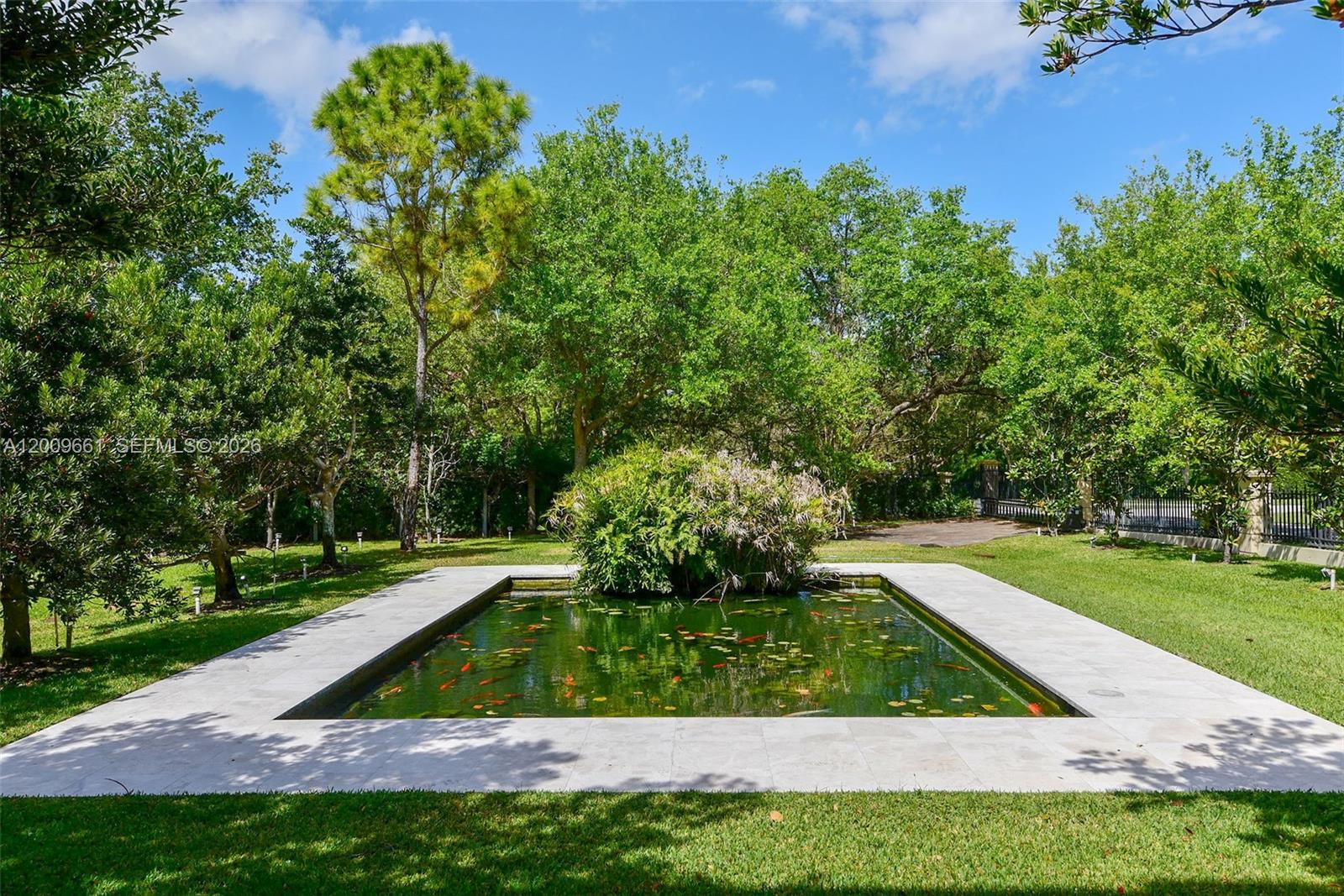 5801 Moss Rnch Rd Pinecrest, FL 33156