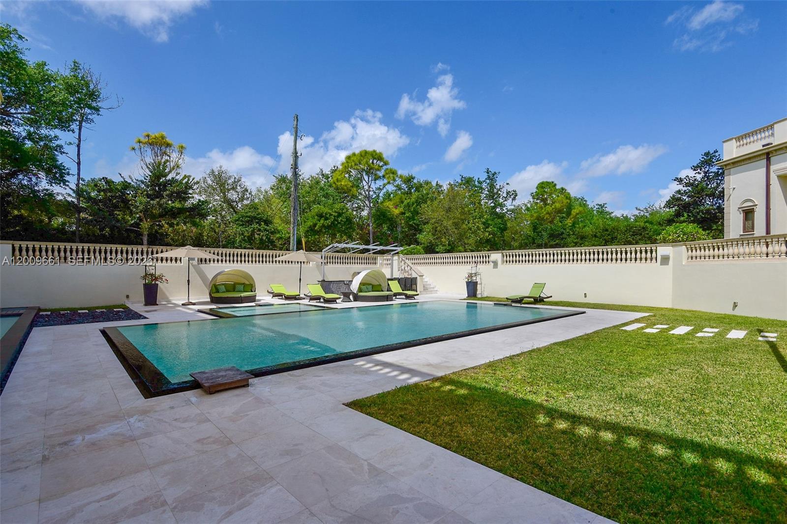 5801 Moss Rnch Rd Pinecrest, FL 33156