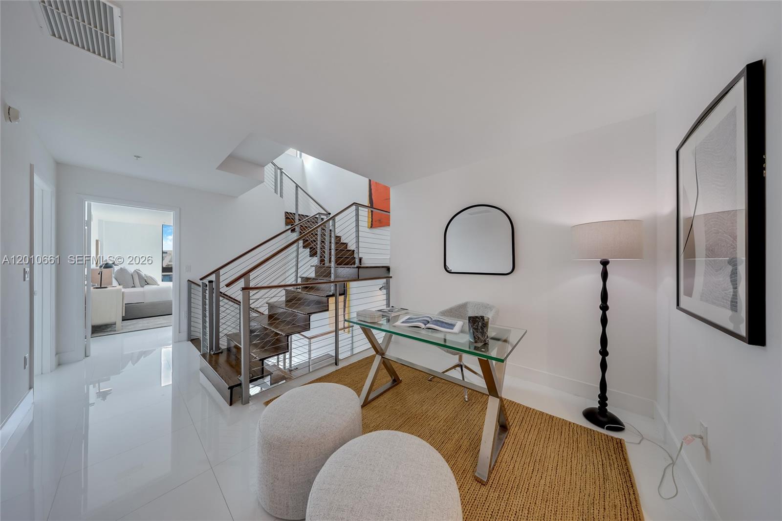 92 SW 3rd St #5202 Miami, FL 33130