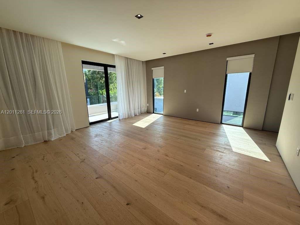 135 SW 29th Rd Miami, FL 33129