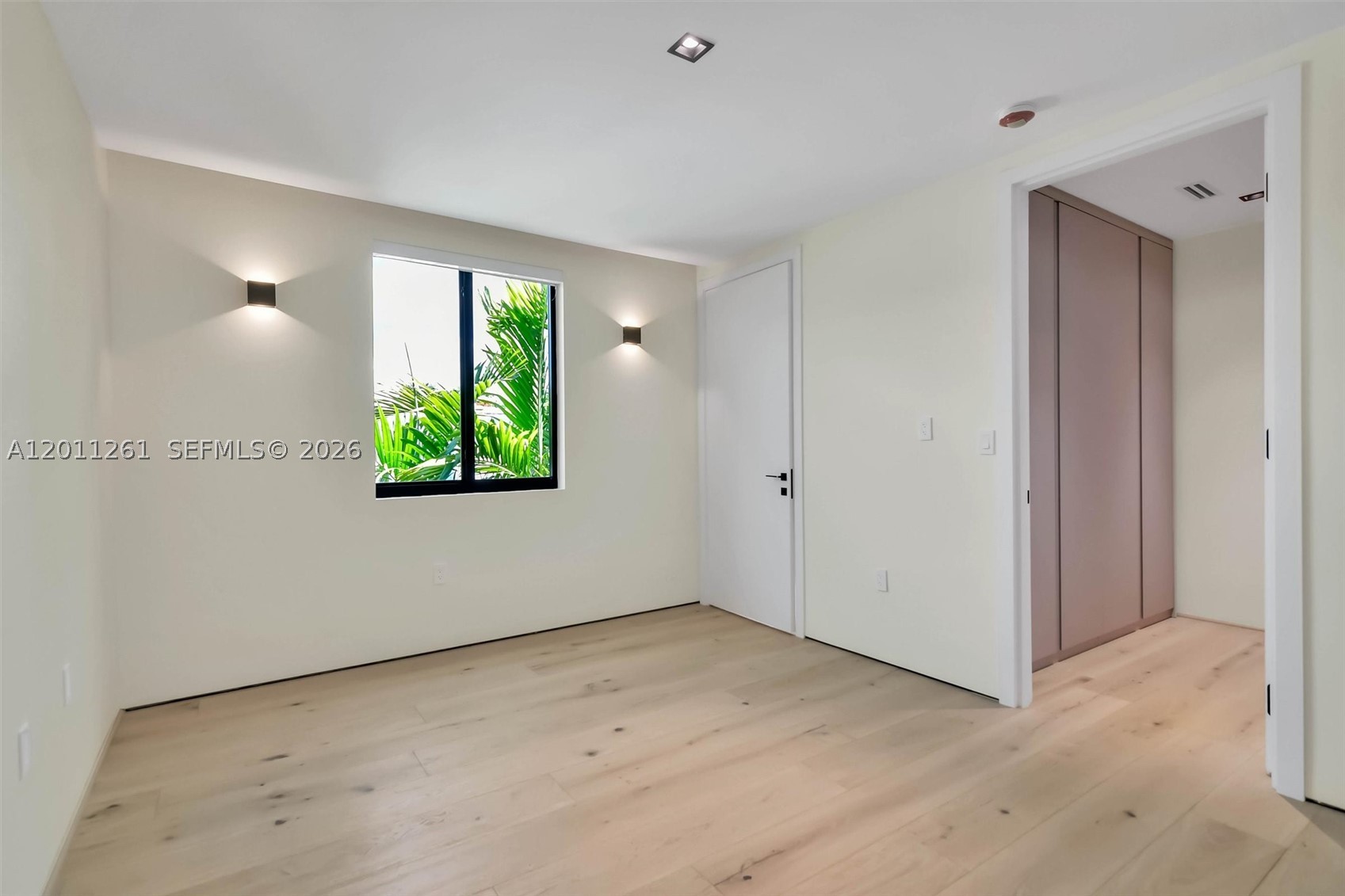 135 SW 29th Rd Miami, FL 33129