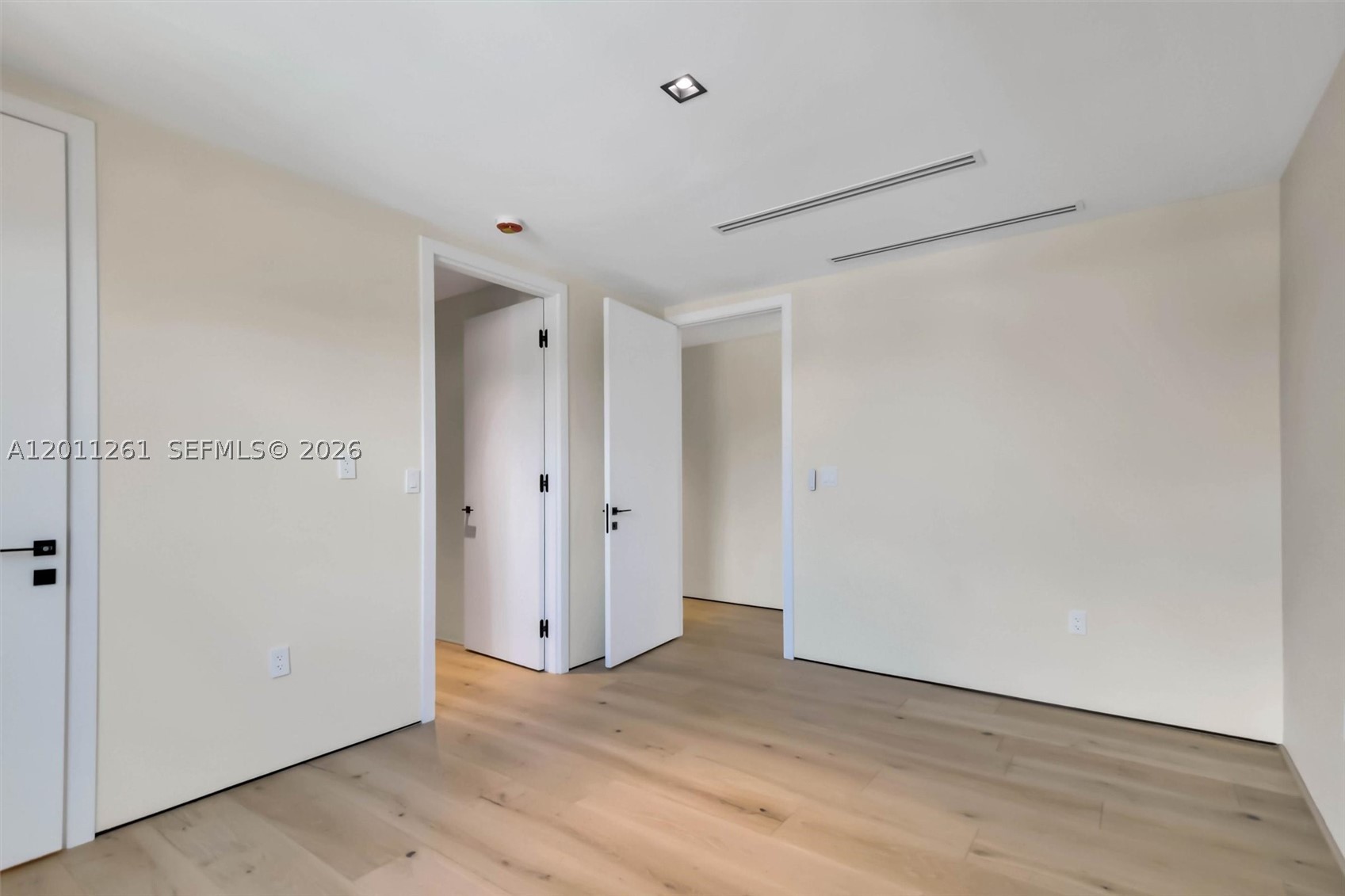 135 SW 29th Rd Miami, FL 33129