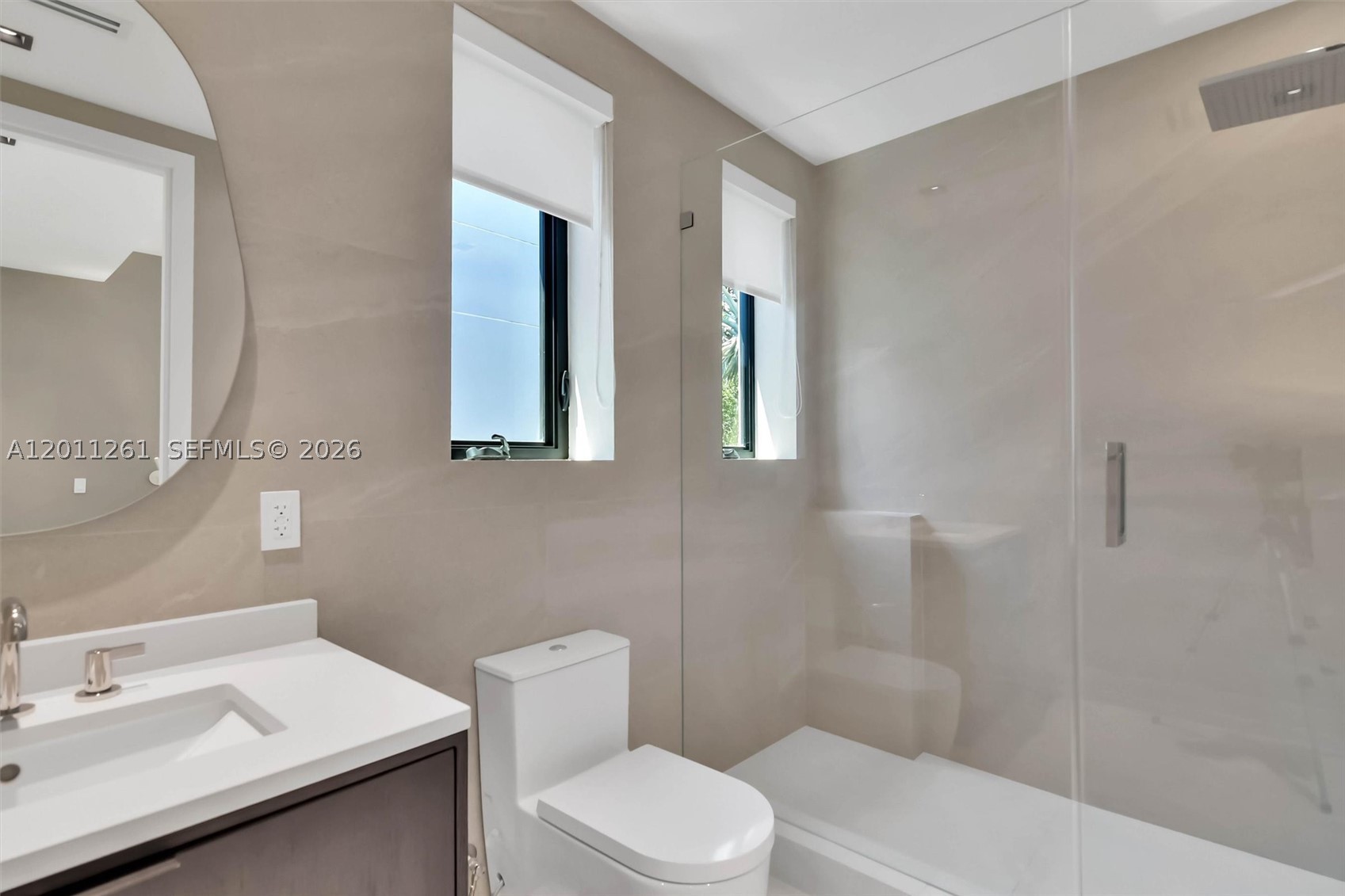 135 SW 29th Rd Miami, FL 33129