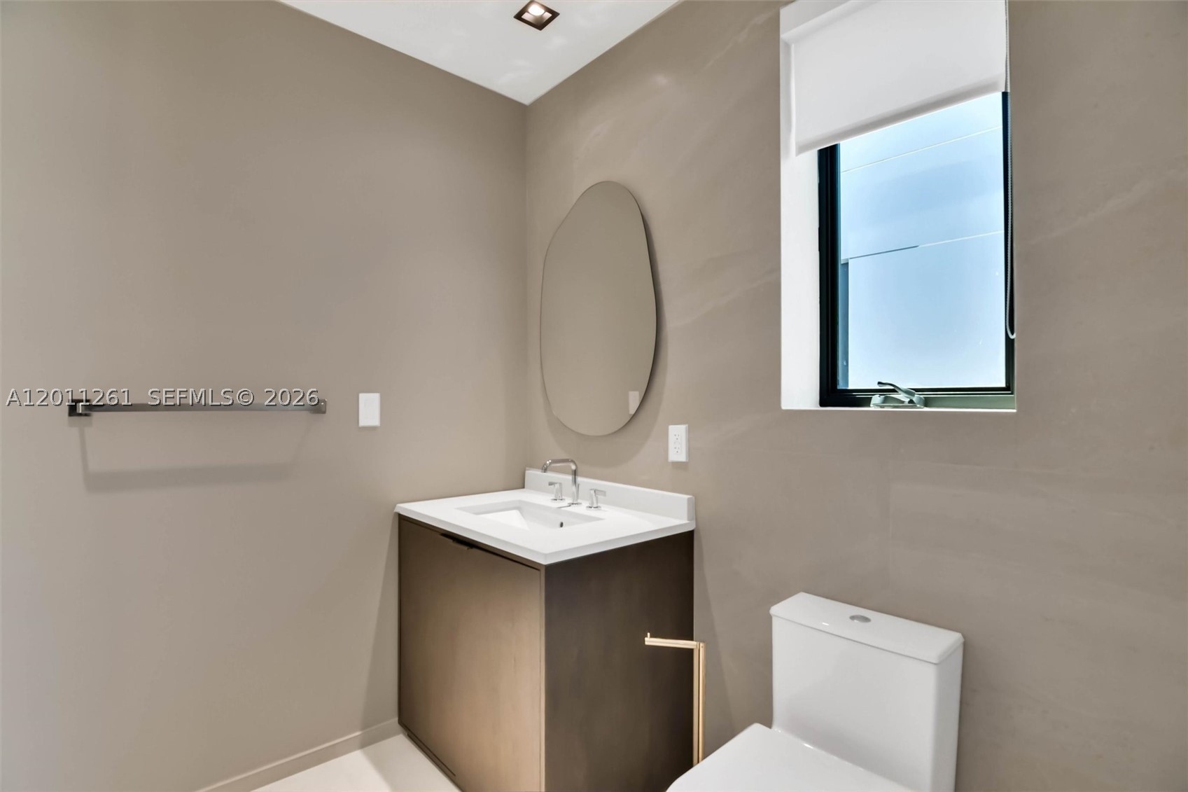 135 SW 29th Rd Miami, FL 33129