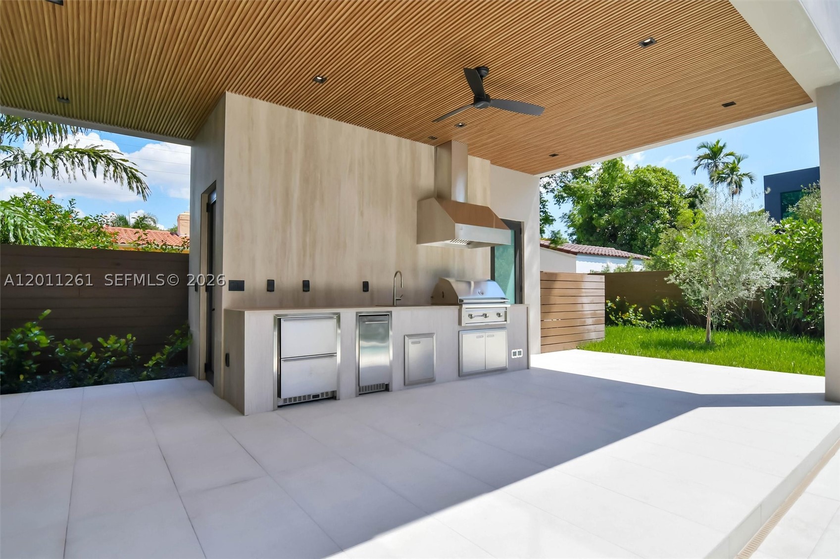 135 SW 29th Rd Miami, FL 33129