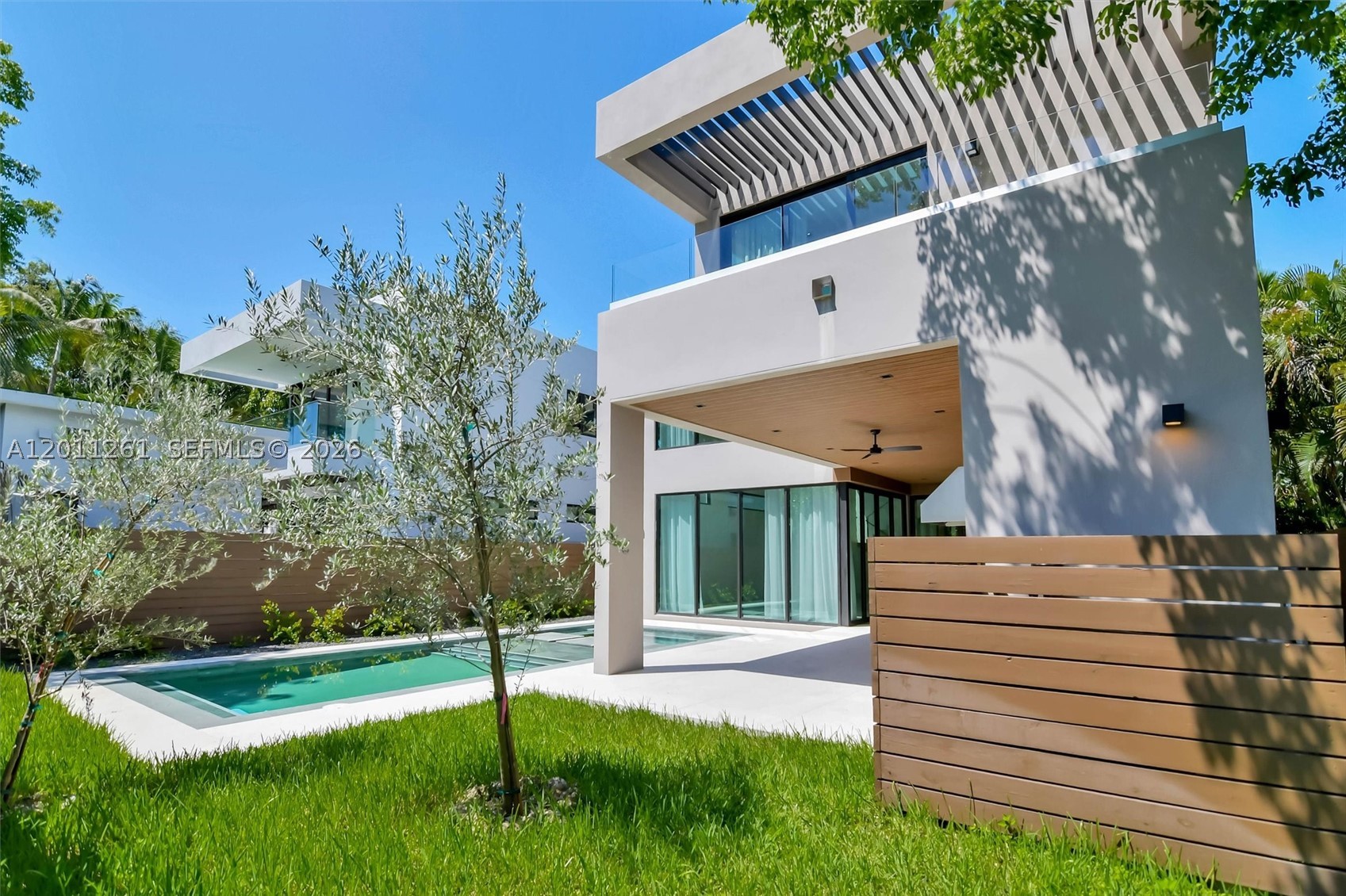 135 SW 29th Rd Miami, FL 33129