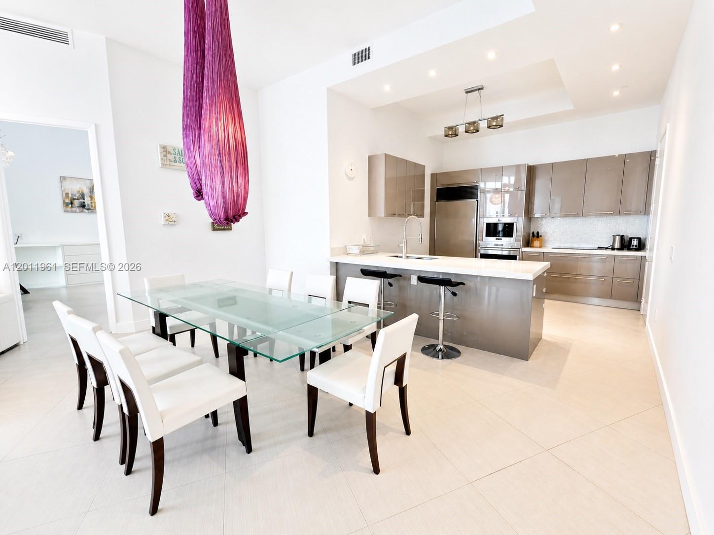 15901 Collins Ave #4303 Sunny Isles Beach, FL 33160