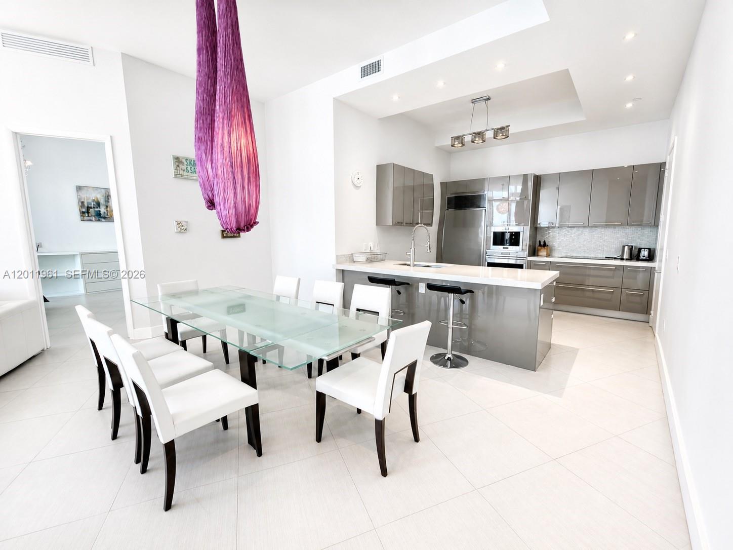 15901 Collins Ave #4303 Sunny Isles Beach, FL 33160