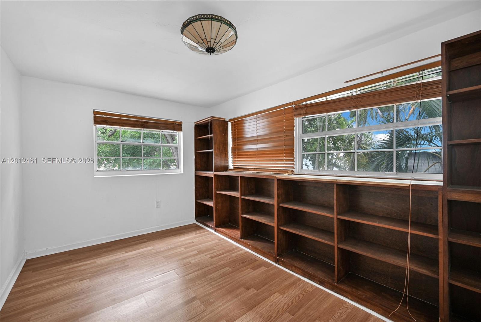 452 NE 30th St Miami, FL 33137