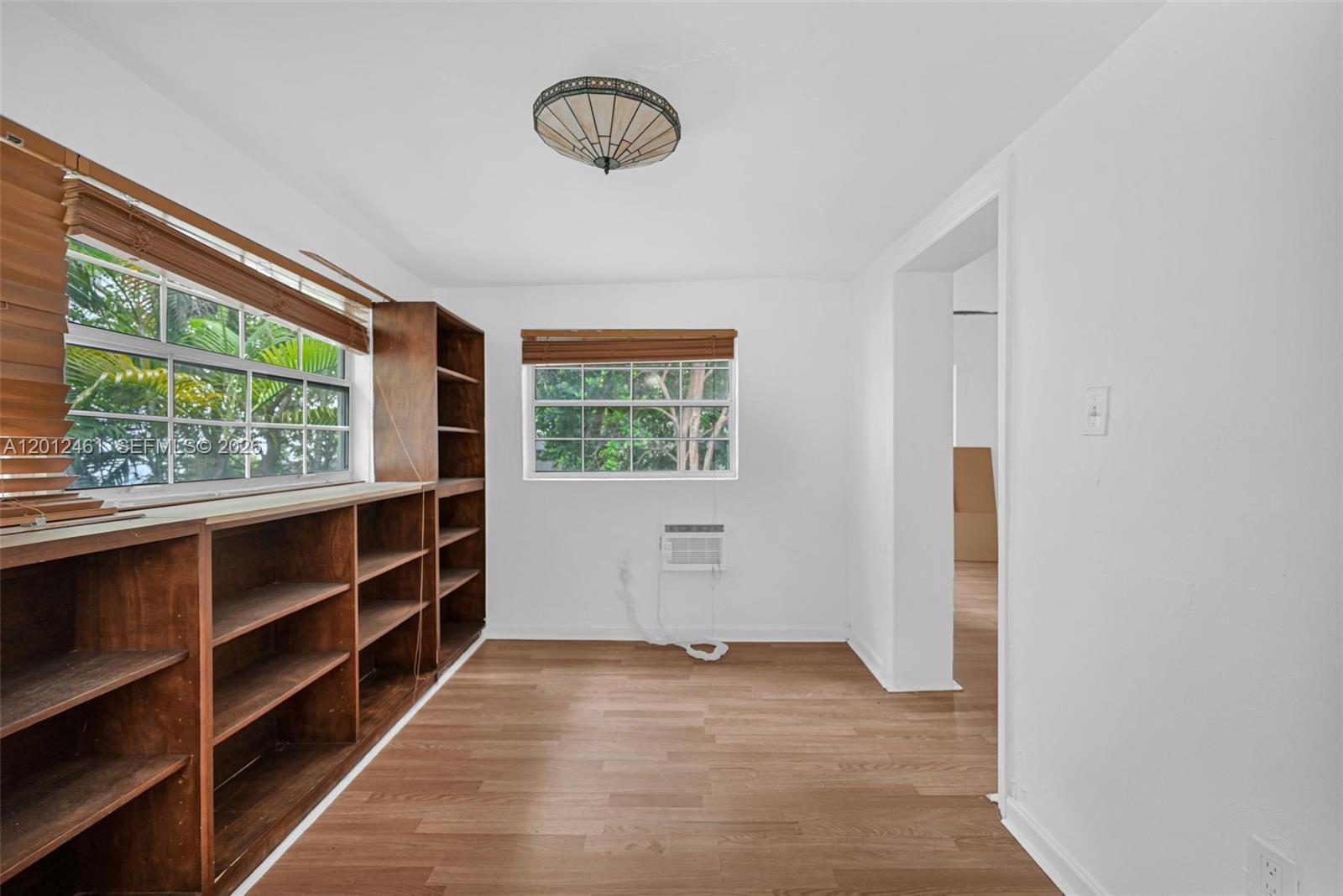 452 NE 30th St Miami, FL 33137