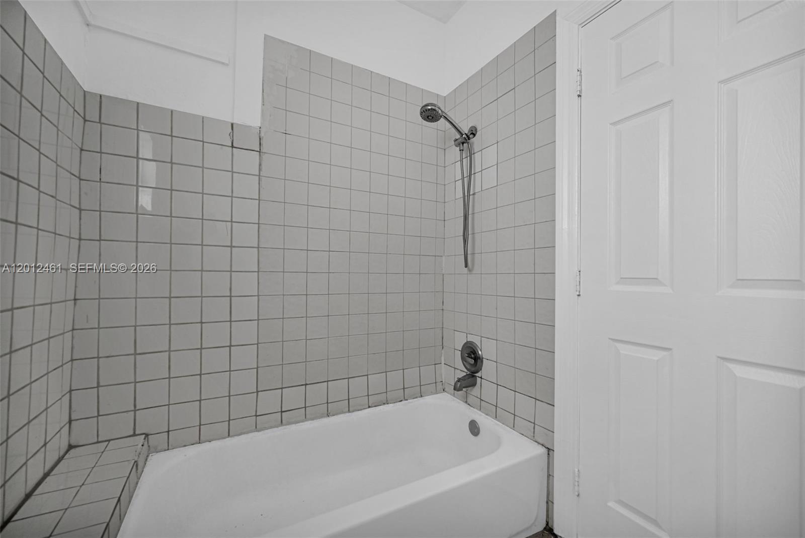 452 NE 30th St Miami, FL 33137