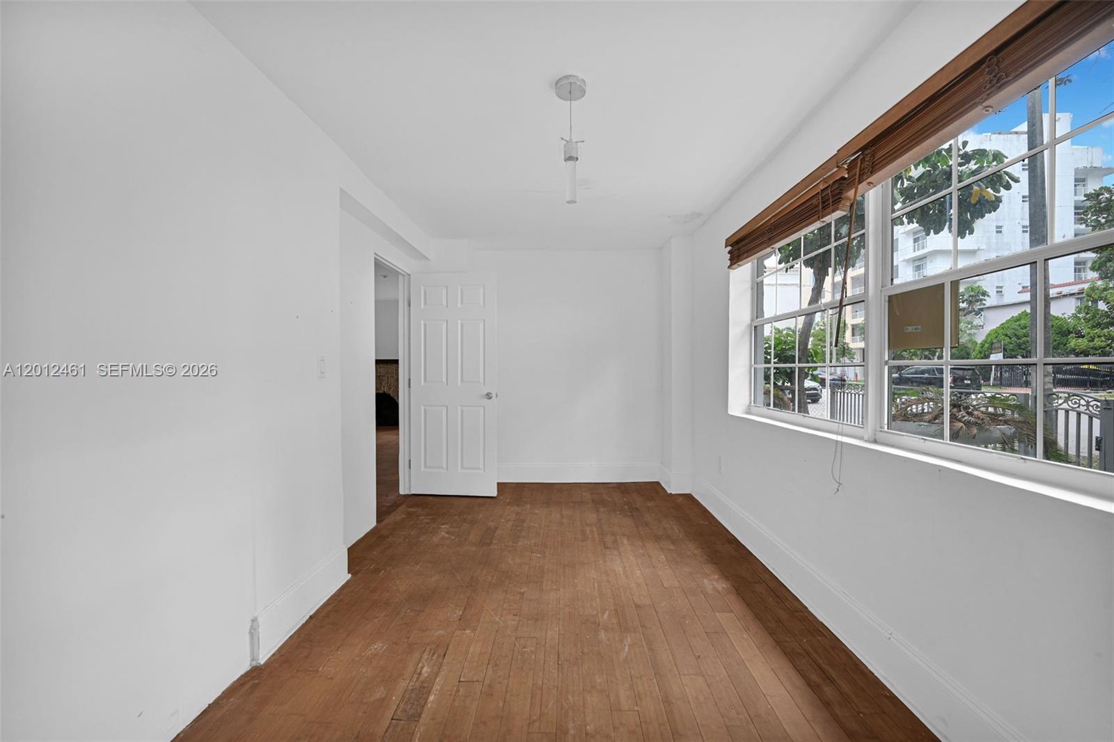 452 NE 30th St Miami, FL 33137