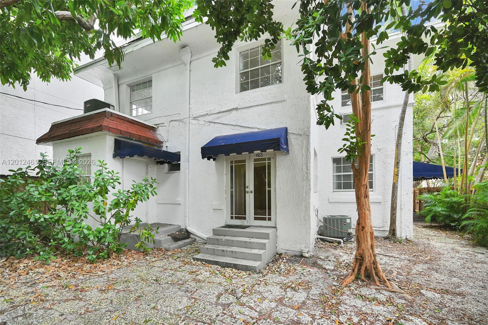 452 NE 30th St Miami, FL 33137