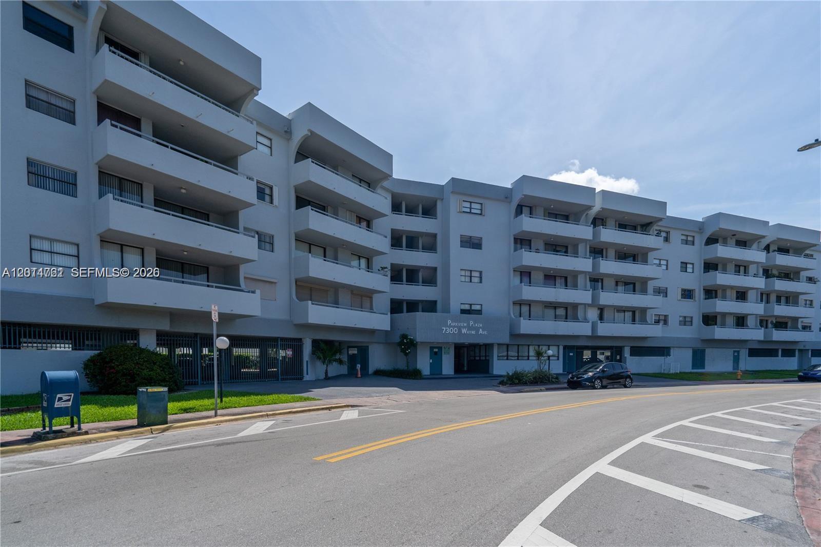 7300 Wayne Ave #401