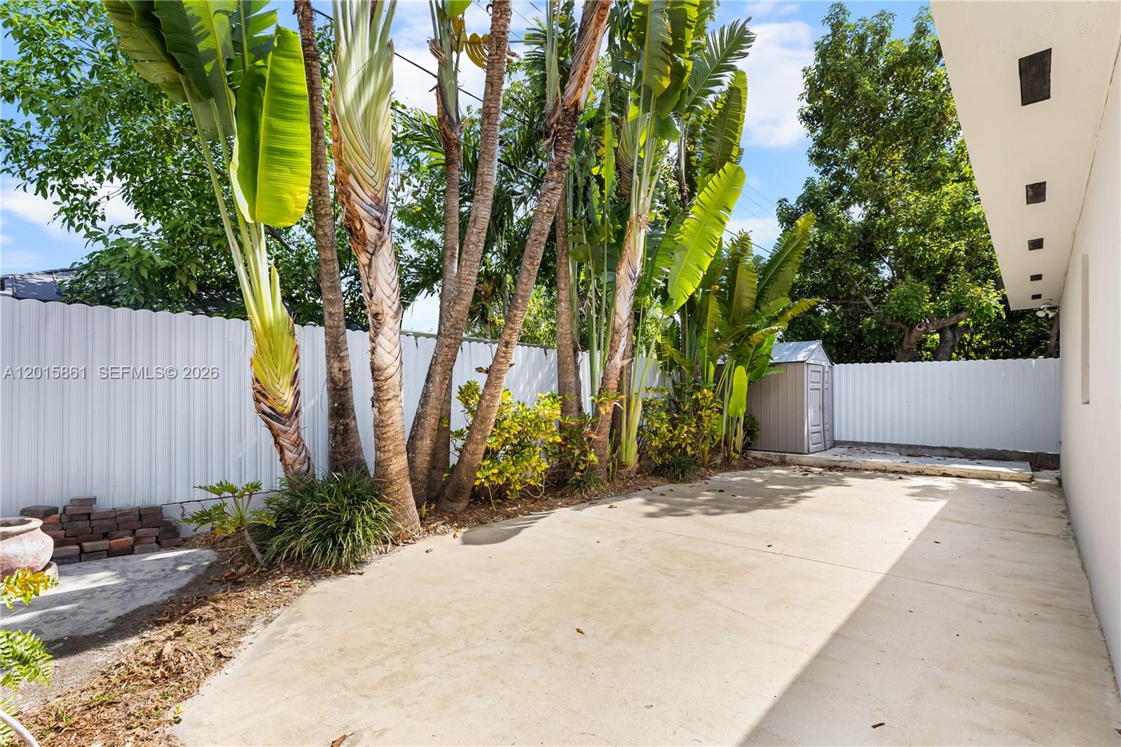 1835 SW 18th St Miami, FL 33145