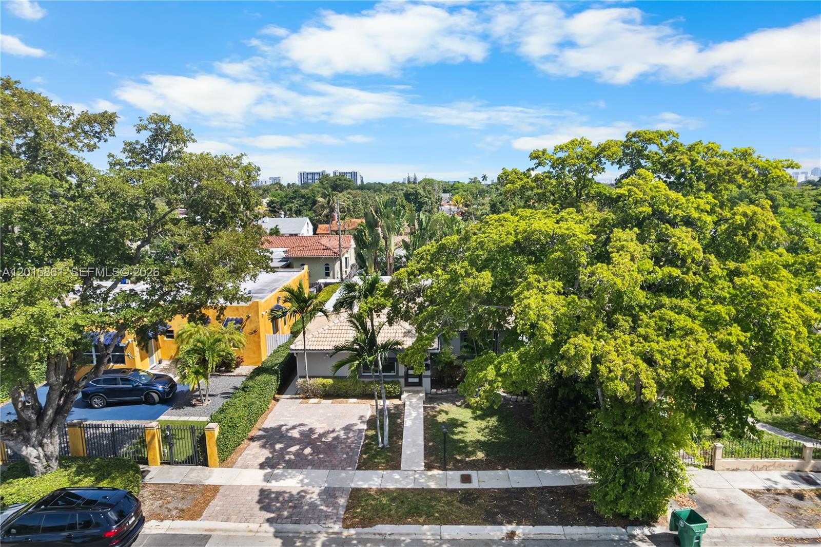 1835 SW 18th St Miami, FL 33145