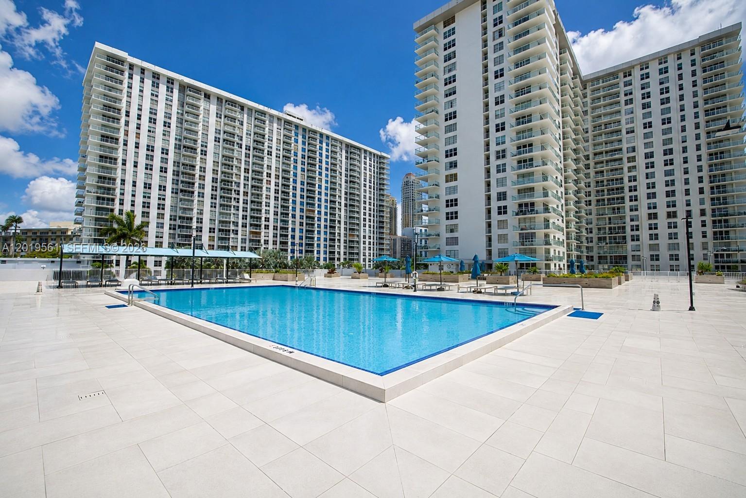 image Winston Towers 30022