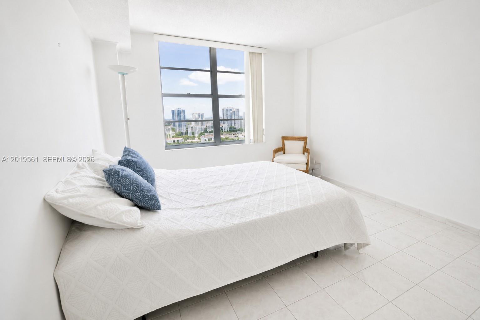 image Winston Towers 3005