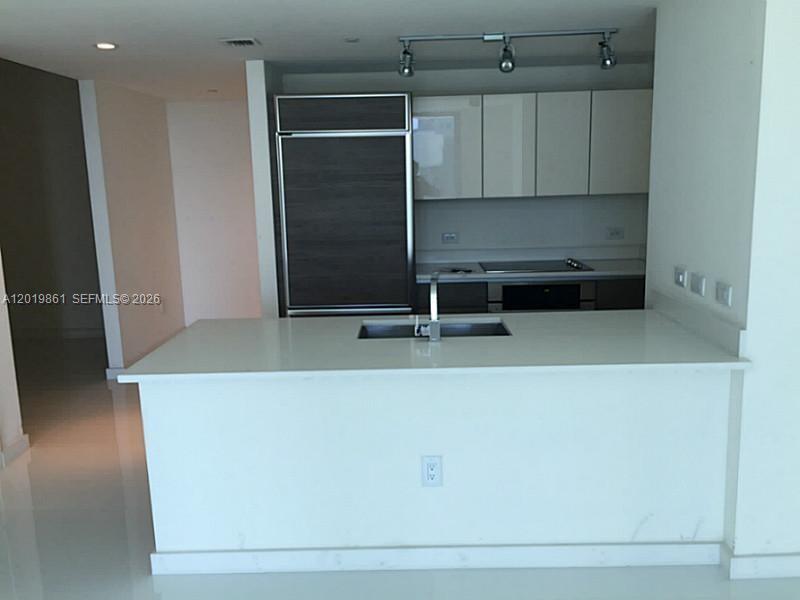 1100 S Miami Ave #3302 Miami, FL 33130