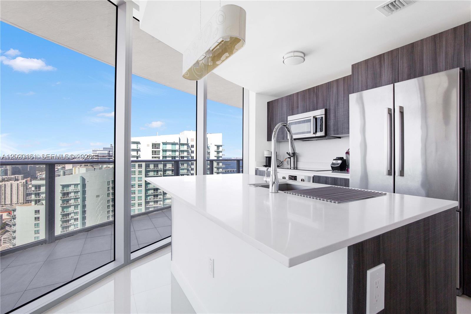 image Aria on the Bay9