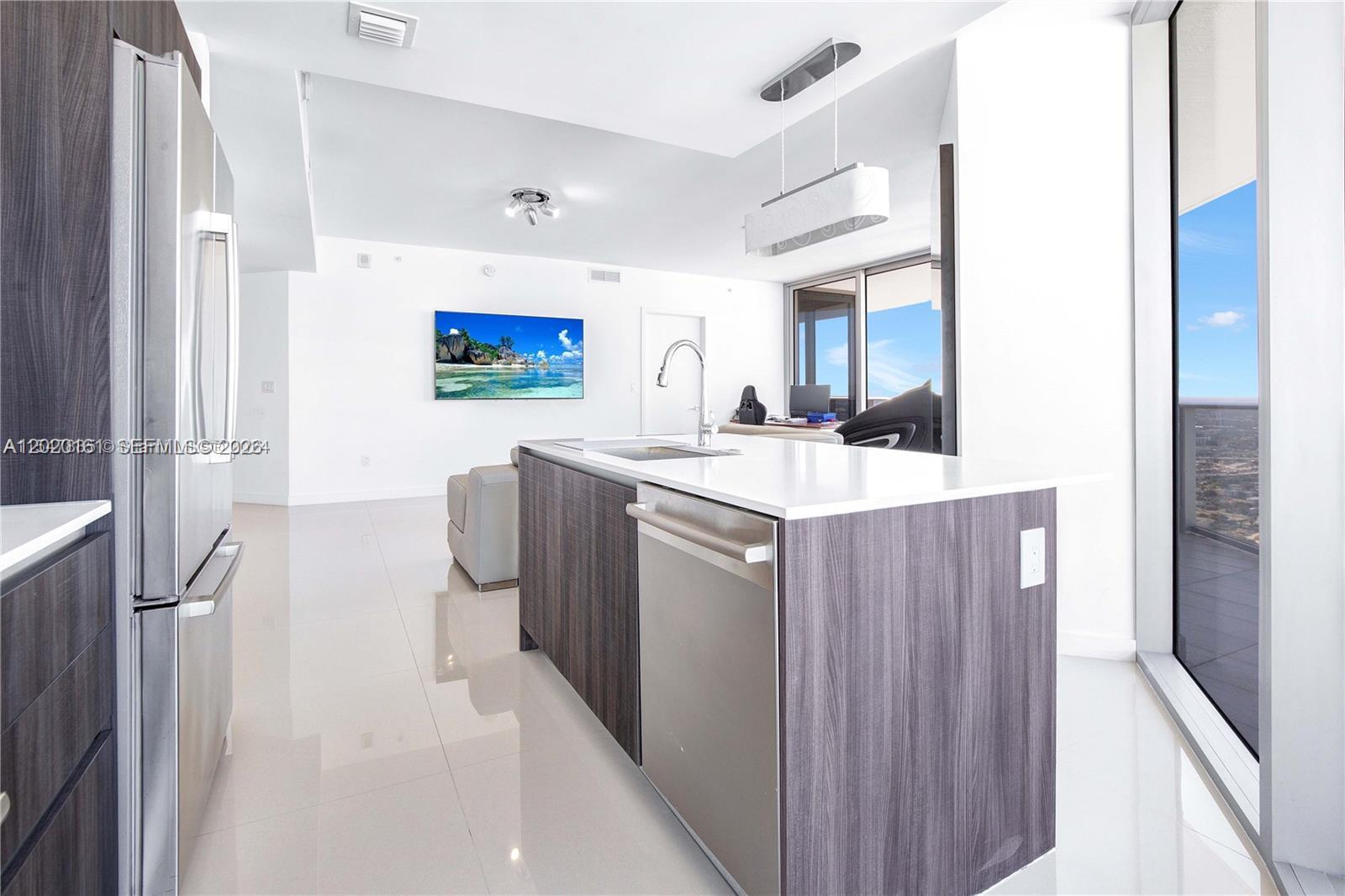 image Aria on the Bay11