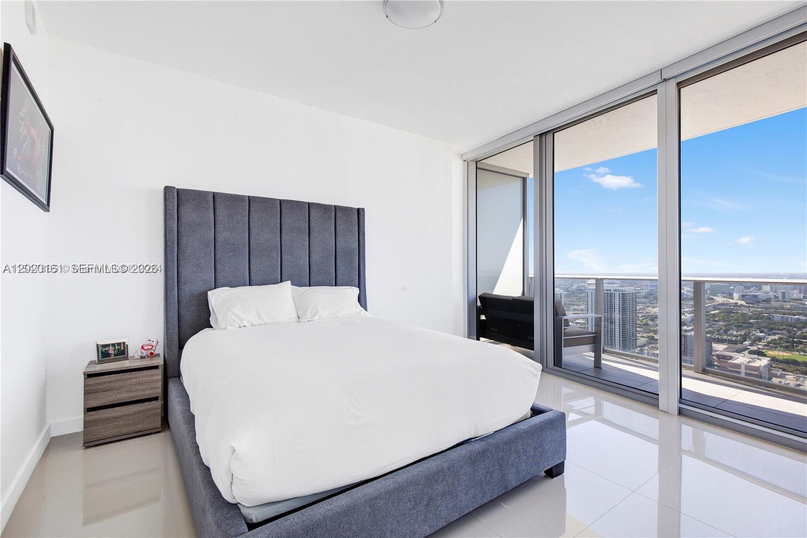 image Aria on the Bay14