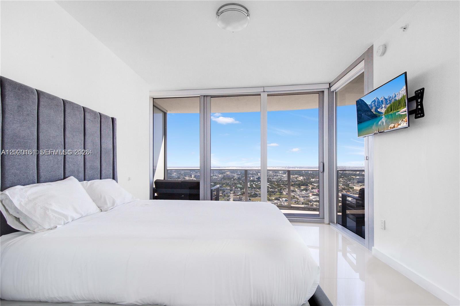 image Aria on the Bay15