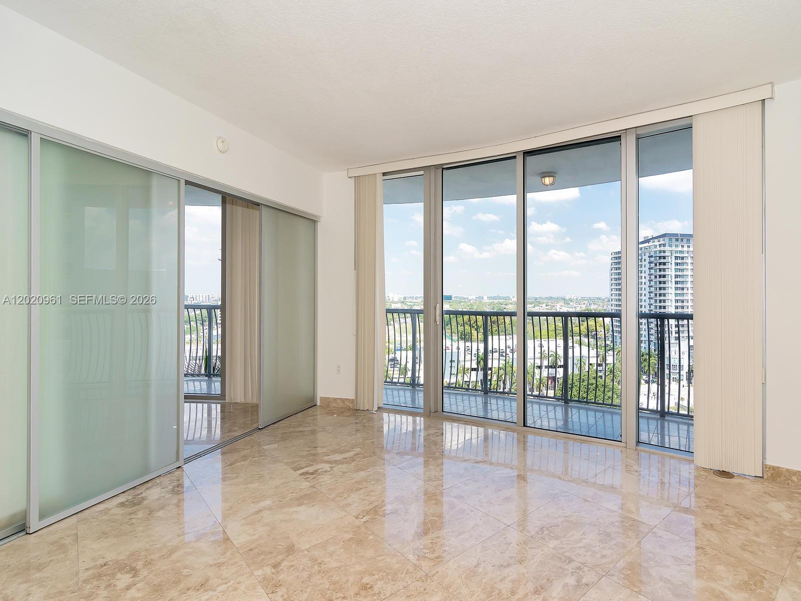 1750 N Bayshore Dr #1515