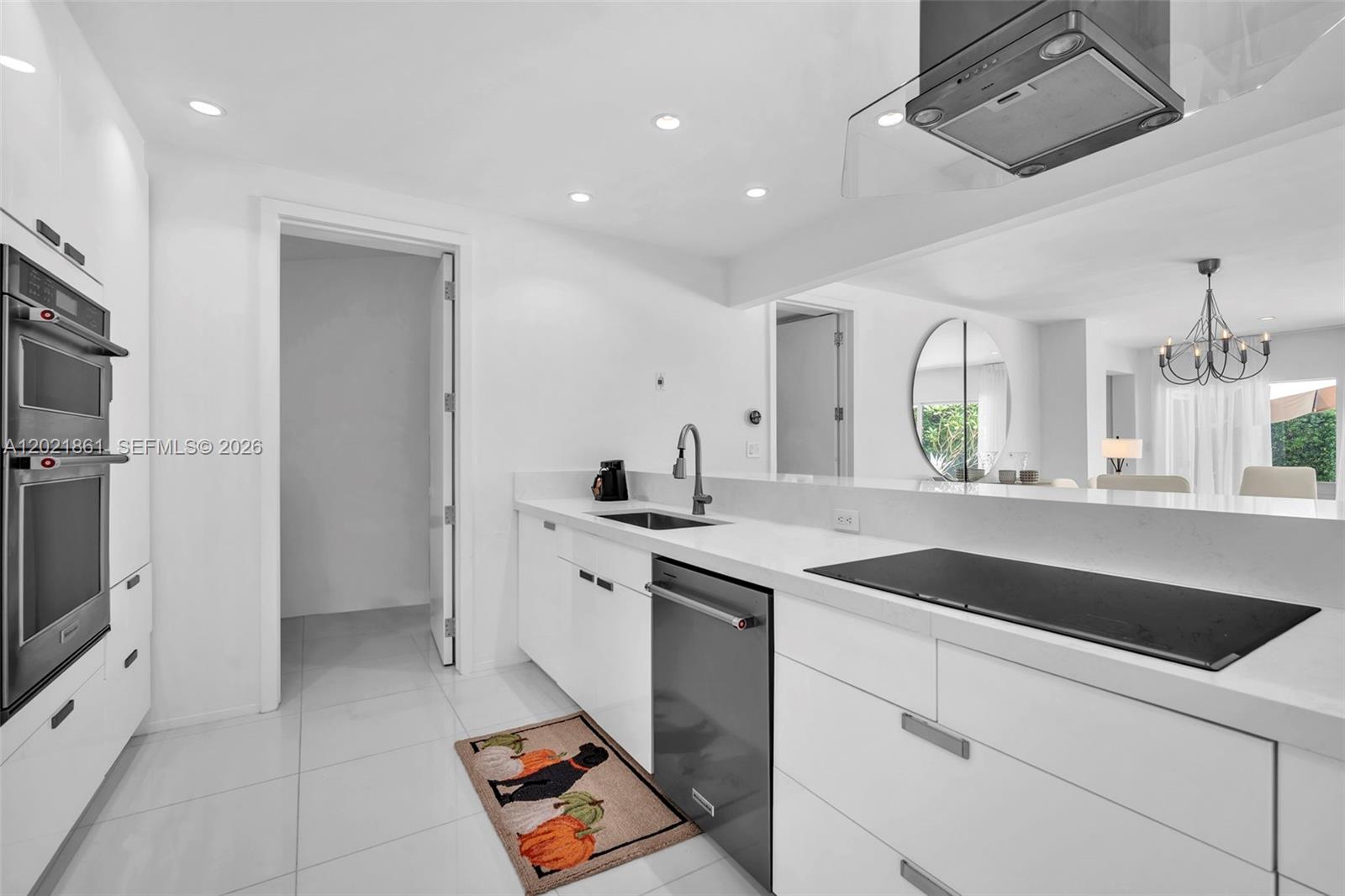 203 Ridgewood Rd Coral Gables, FL 33133