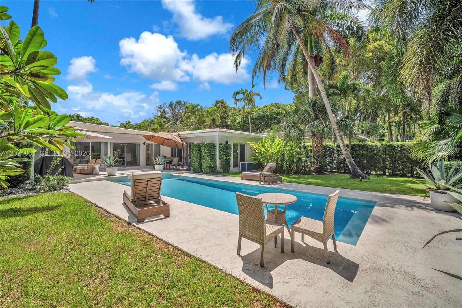 203 Ridgewood Rd Coral Gables, FL 33133