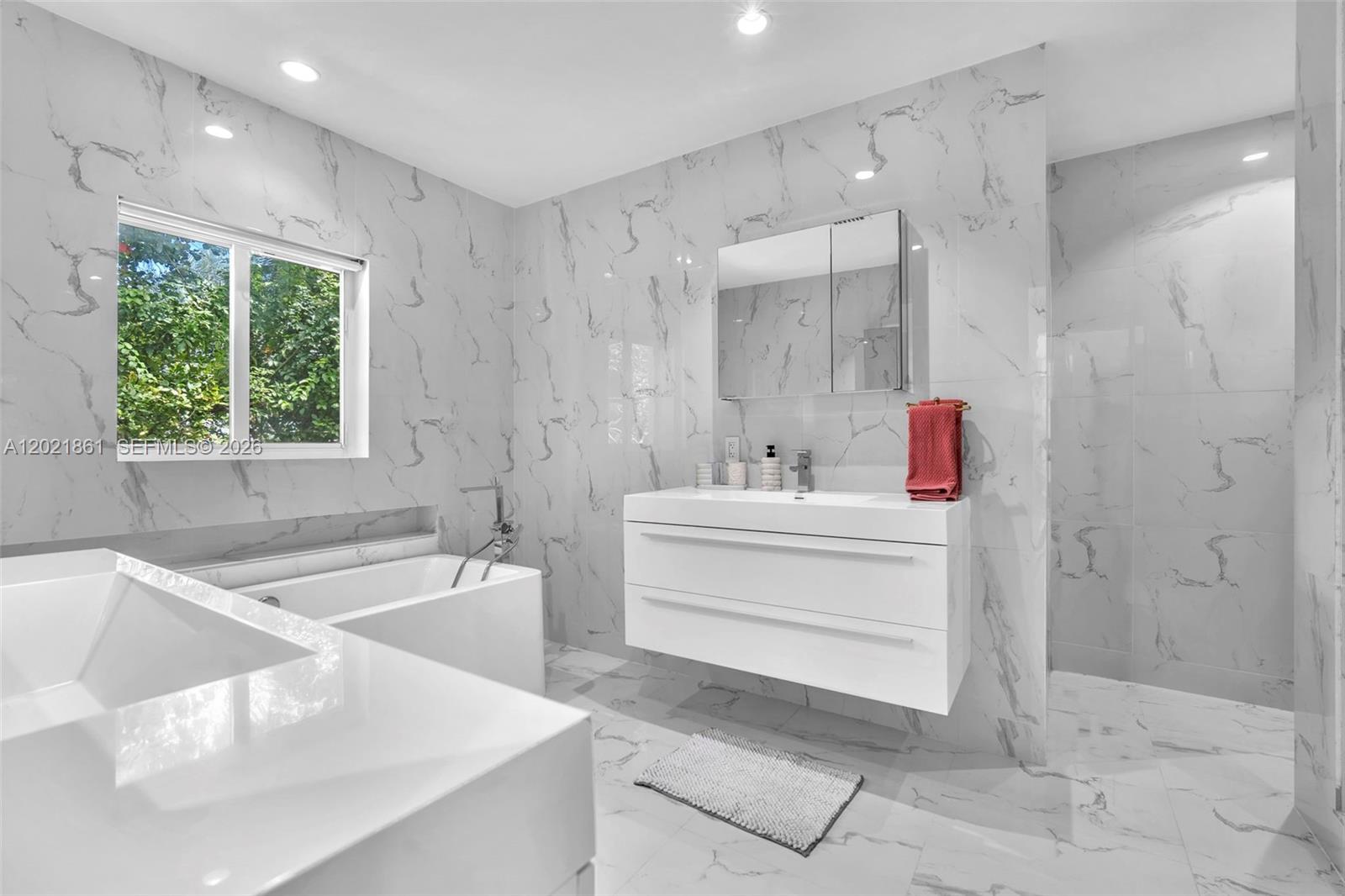 203 Ridgewood Rd Coral Gables, FL 33133