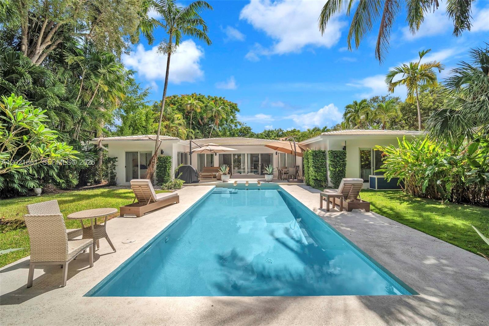 203 Ridgewood Rd Coral Gables, FL 33133