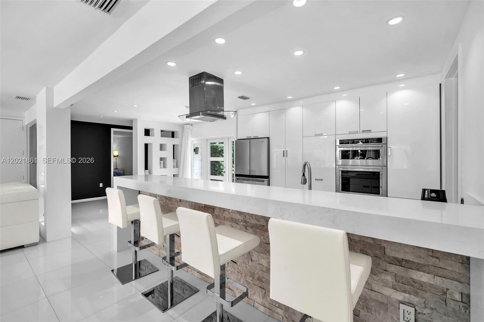203 Ridgewood Rd Coral Gables, FL 33133