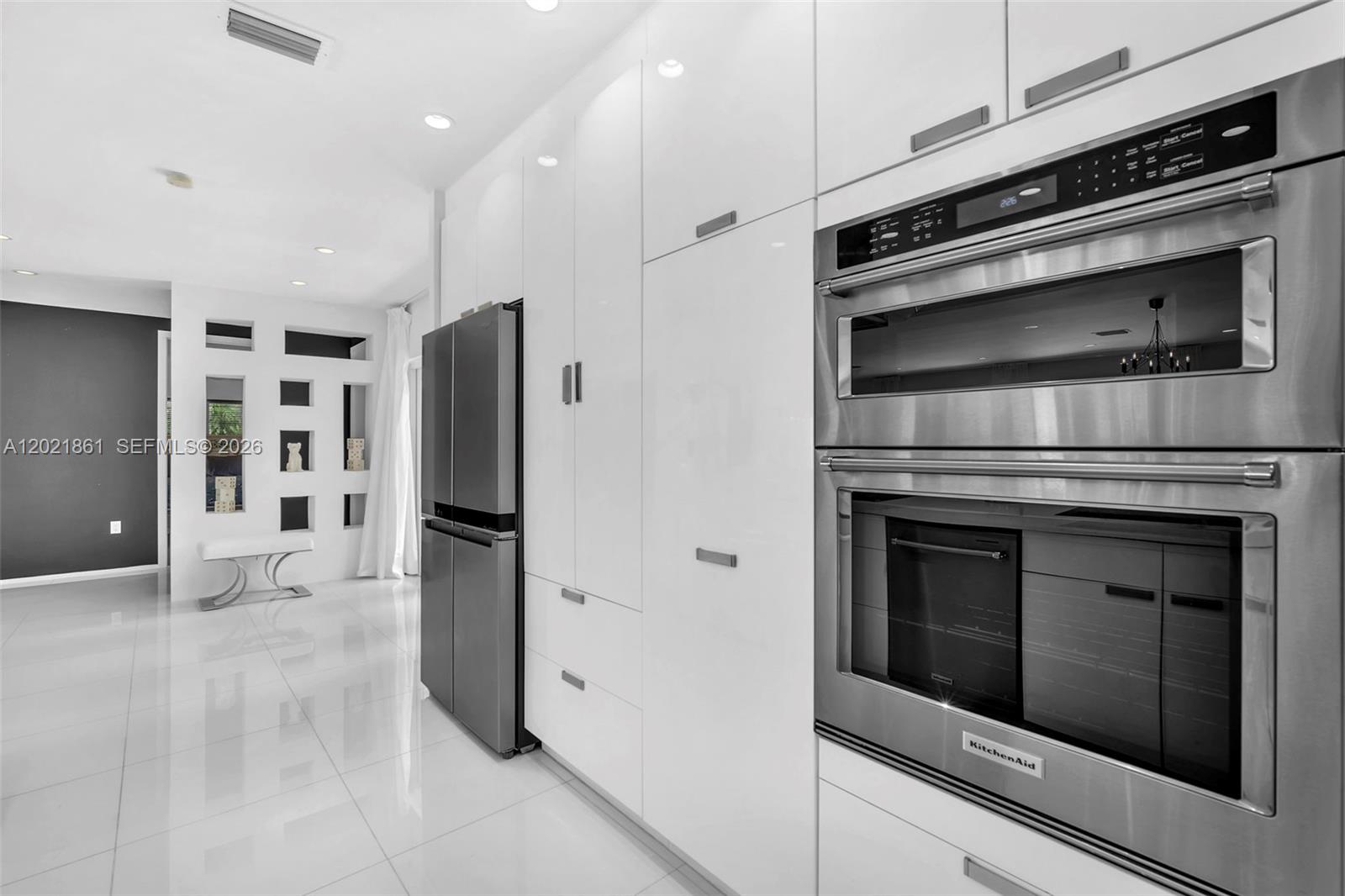 203 Ridgewood Rd Coral Gables, FL 33133