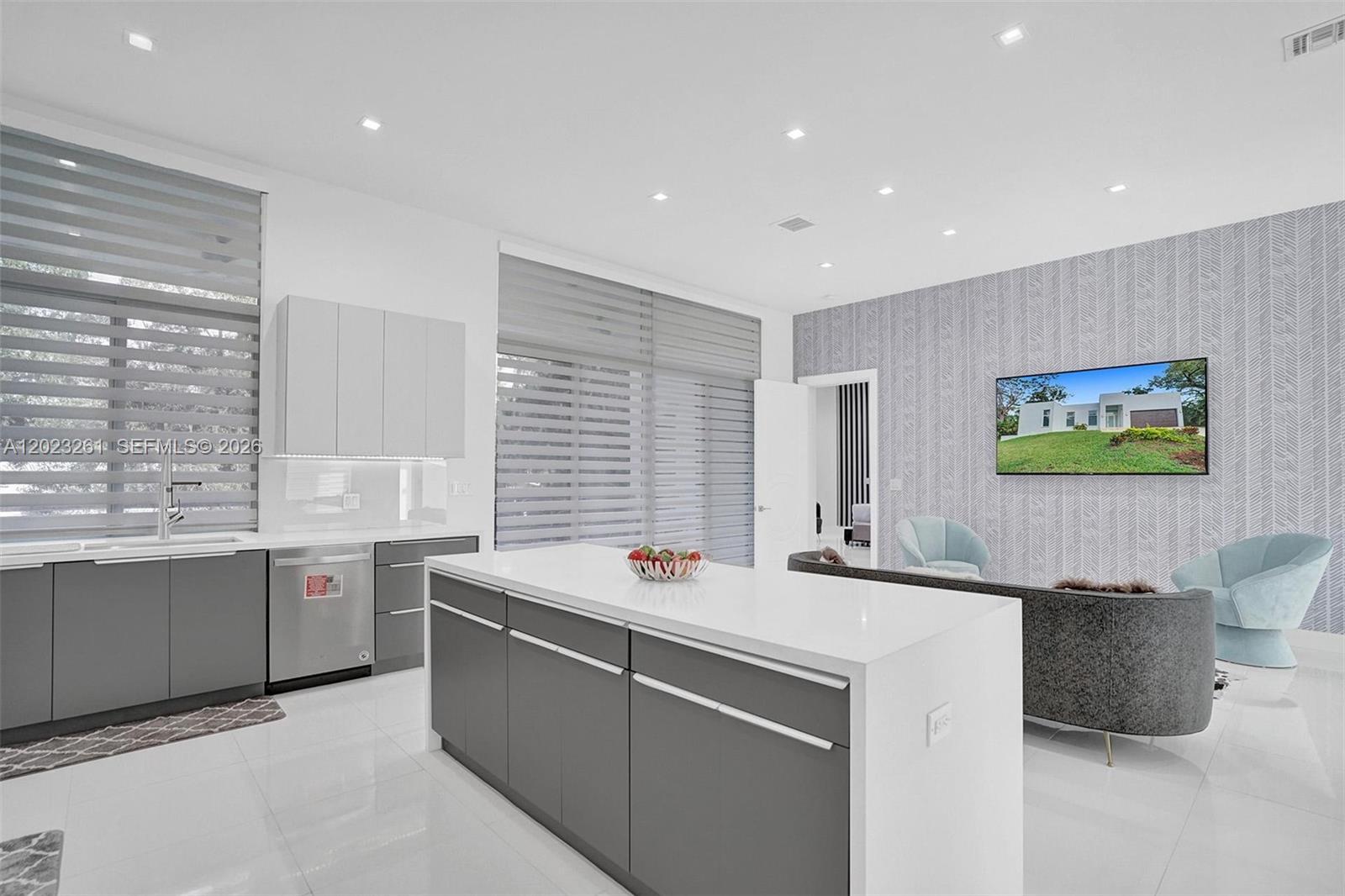 1759 SW 30th Pl Fort Lauderdale, FL 33315