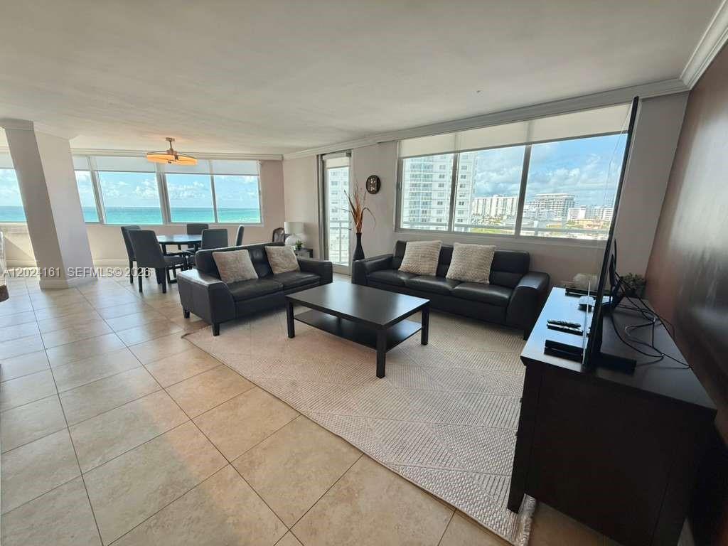 7135 Collins Ave #815