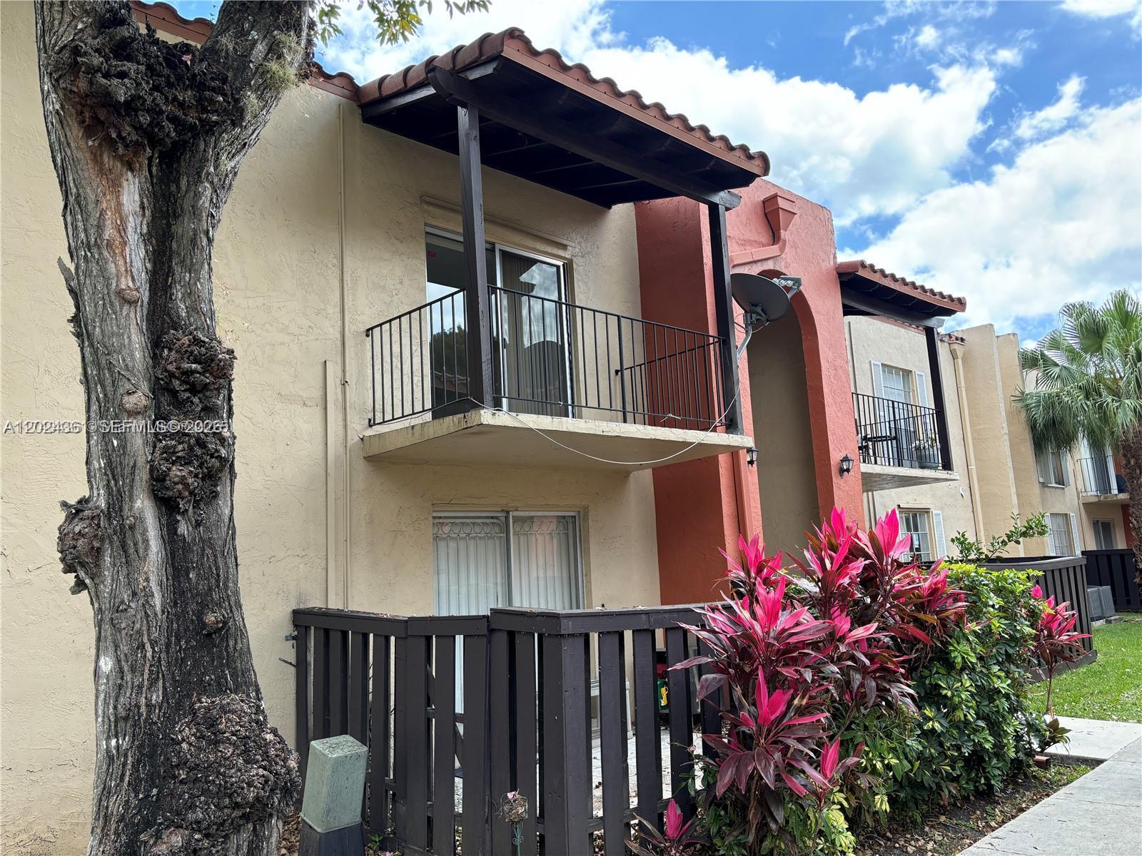 10744 N Kendall #M-18
