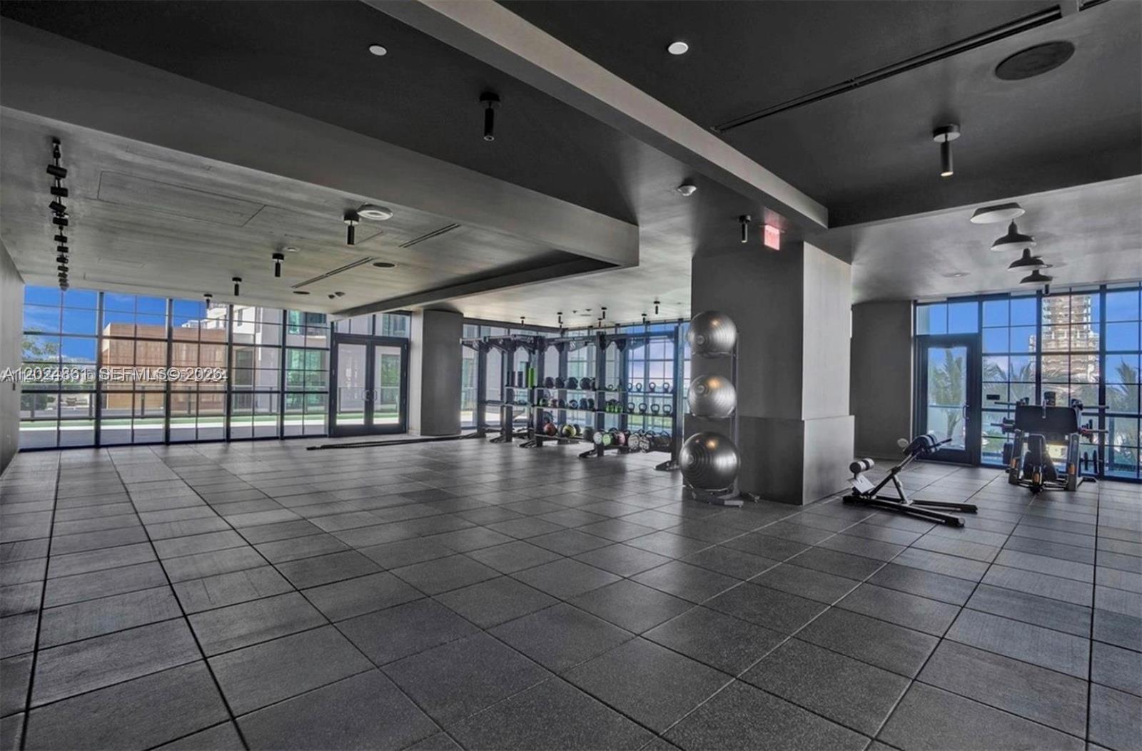 159 NE 6th St #2508 Miami, FL 33132