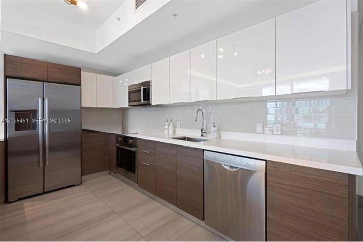 image Brickell Ten12