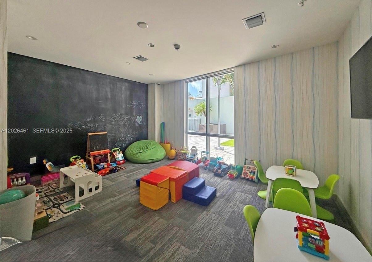 image Brickell Ten27
