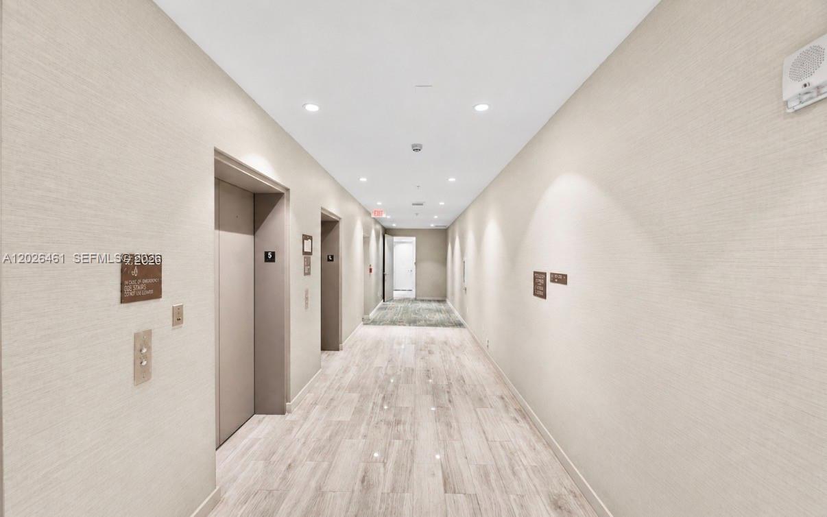 image Brickell Ten5
