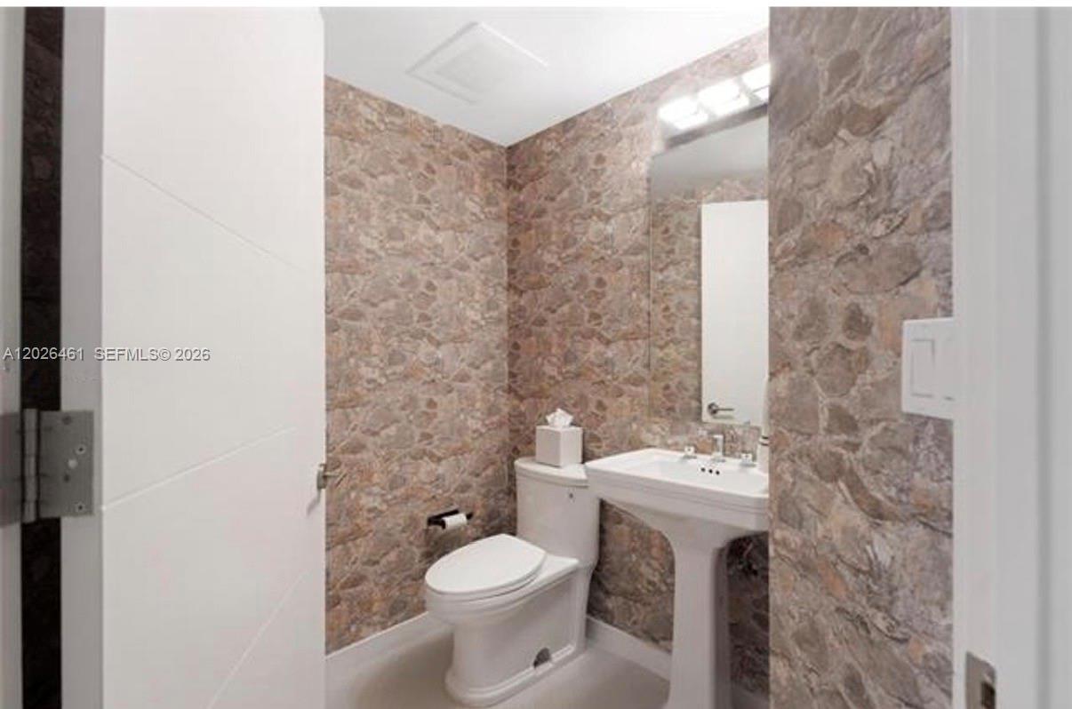 image Brickell Ten8