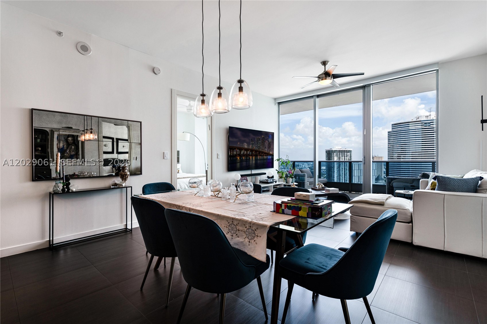 200 Biscayne Blvd Way #4812 Miami, FL 33131