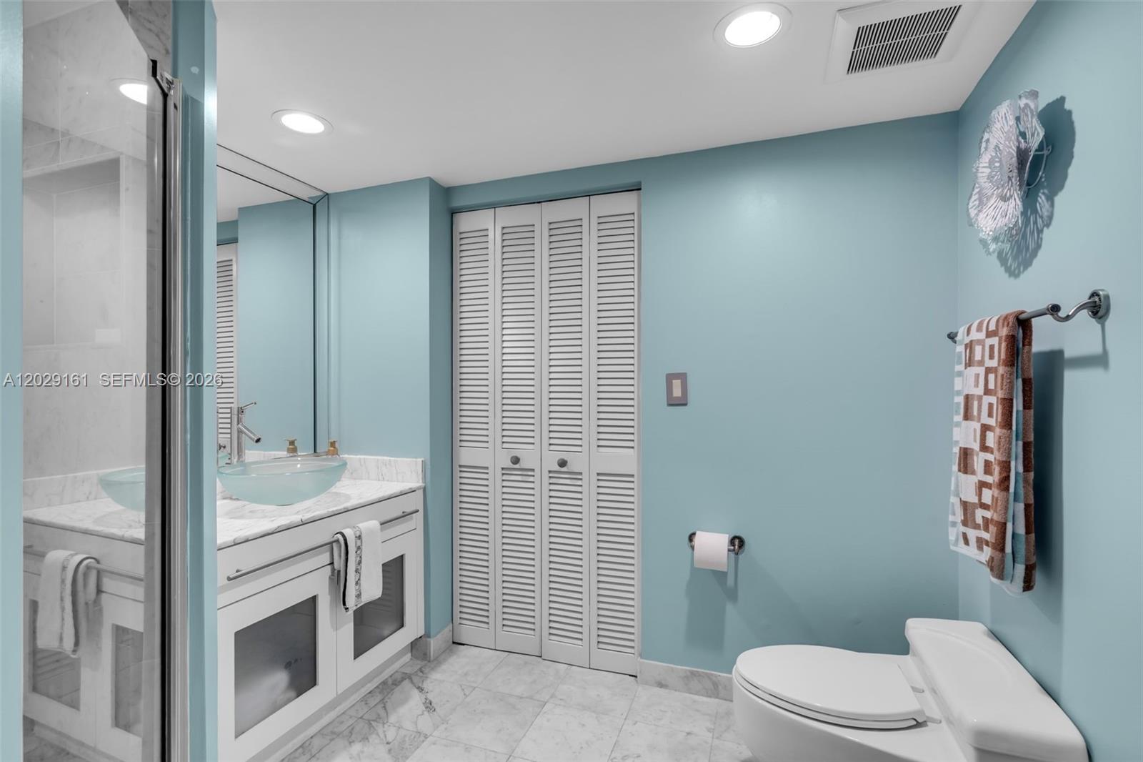 16485 Collins Ave #1832 Sunny Isles Beach, FL 33160