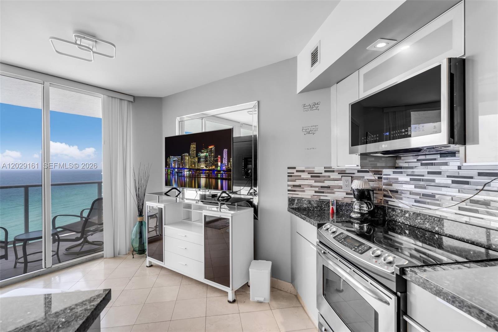 16485 Collins Ave #1832 Sunny Isles Beach, FL 33160
