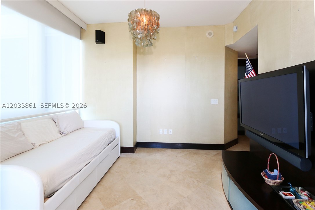 image Continuum South Beach South Tower16