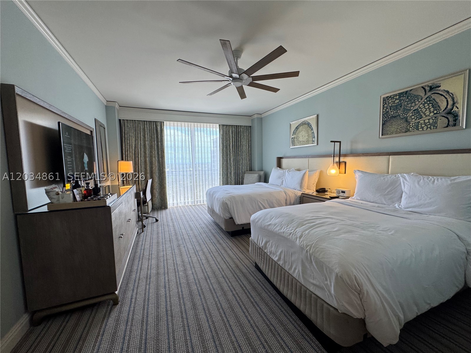455 Grand Bay Dr #718 Key Biscayne, FL 33149