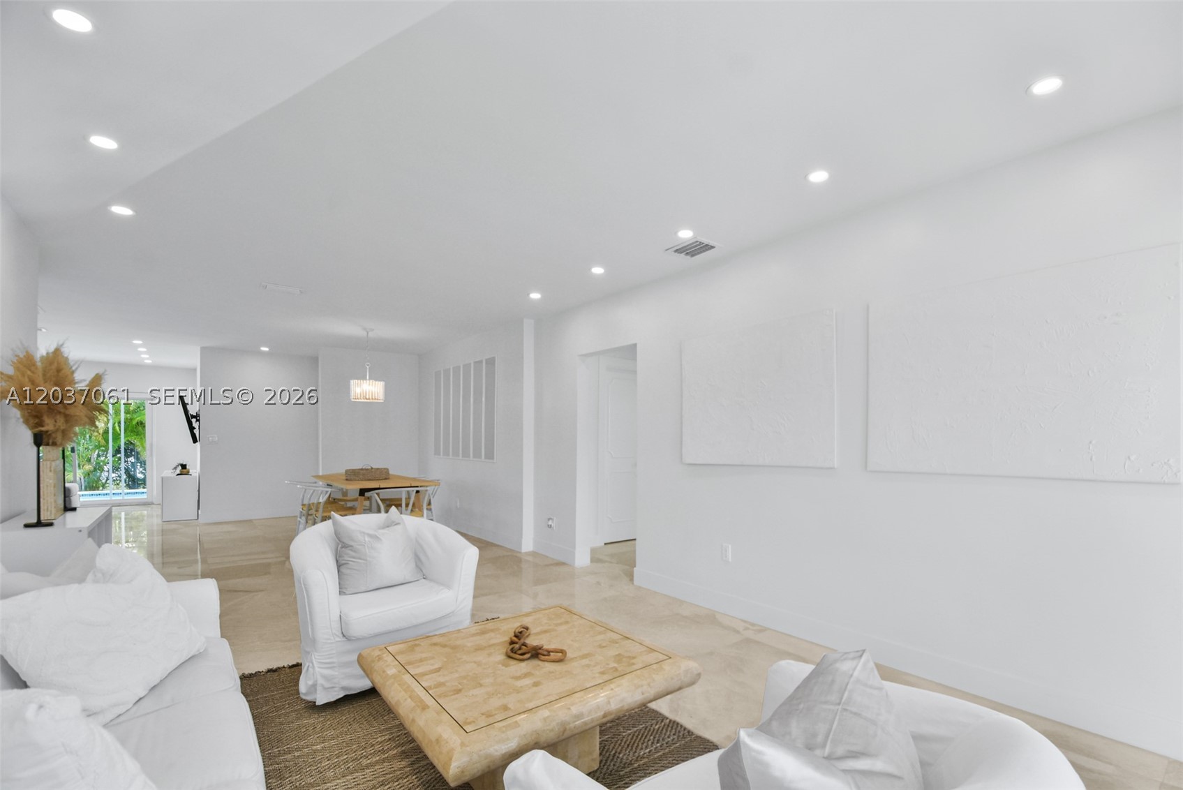 2195 SW 25th Ter Miami, FL 33133