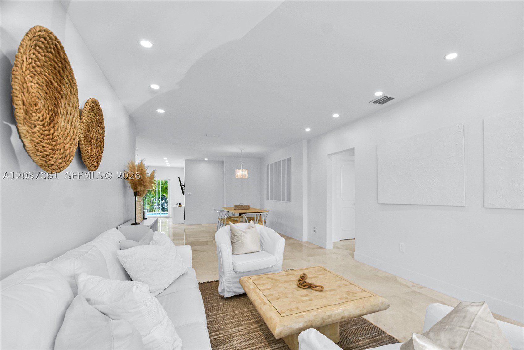 2195 SW 25th Ter Miami, FL 33133