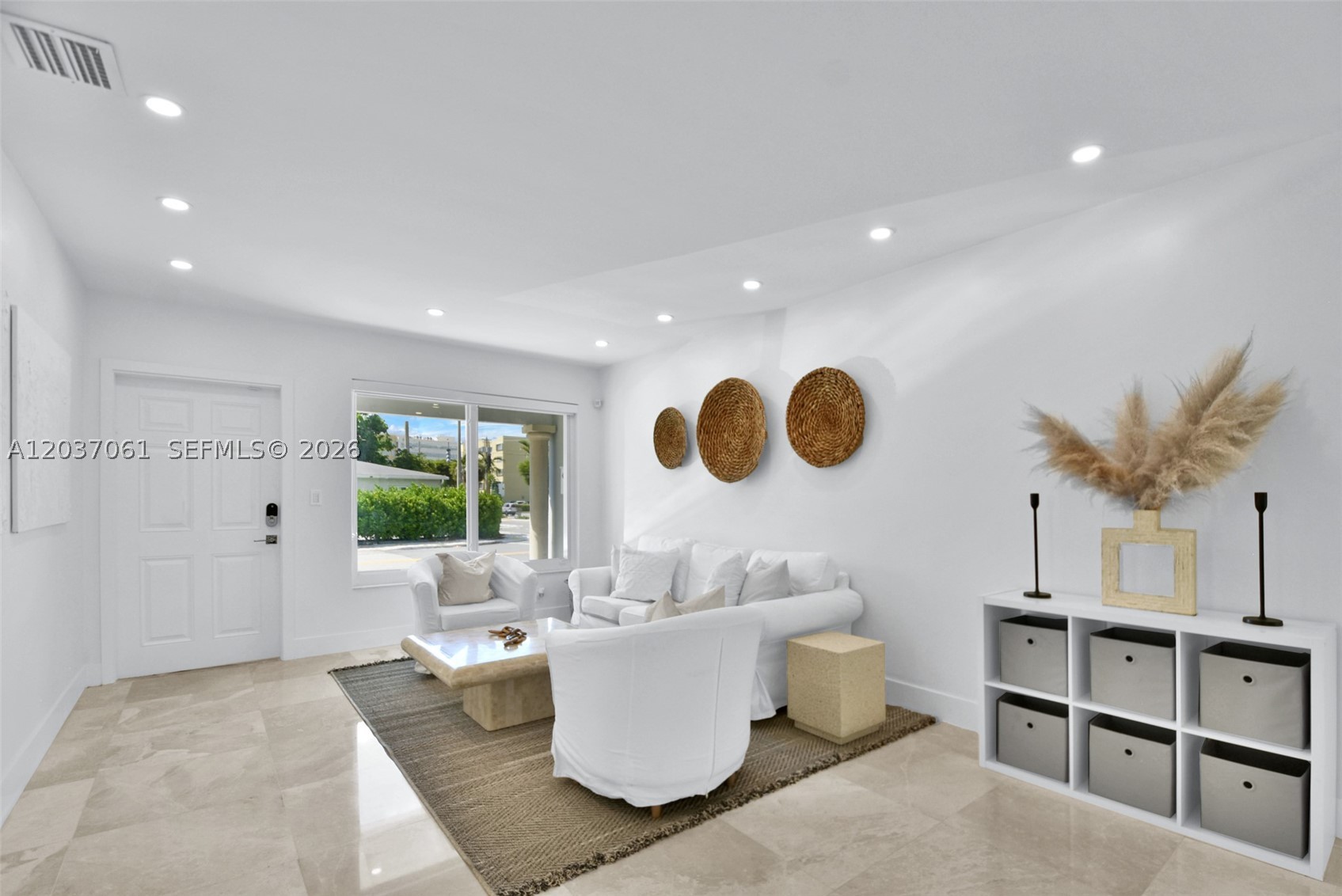2195 SW 25th Ter Miami, FL 33133